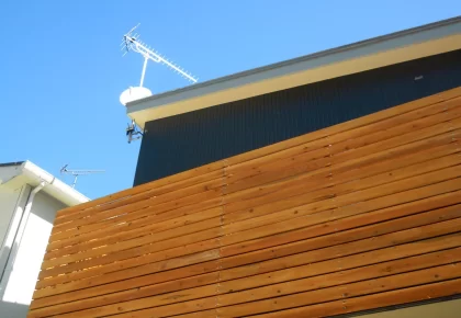 桃が旬な小さな家