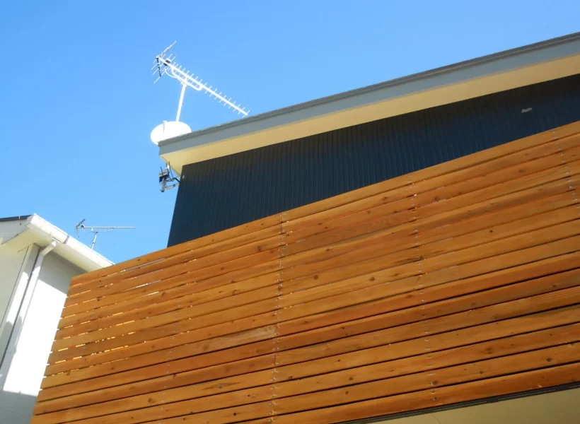 桃が旬な小さな家